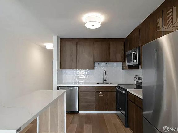 5th image of 284 12th Ave