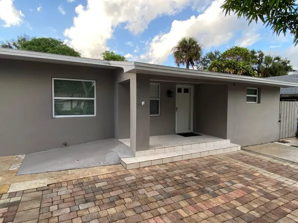 1007 Mayflower Road, Fort Pierce, FL 34950