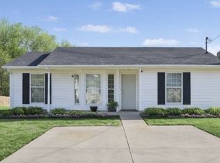1135 Keith Ave, Oak Grove, KY 42262