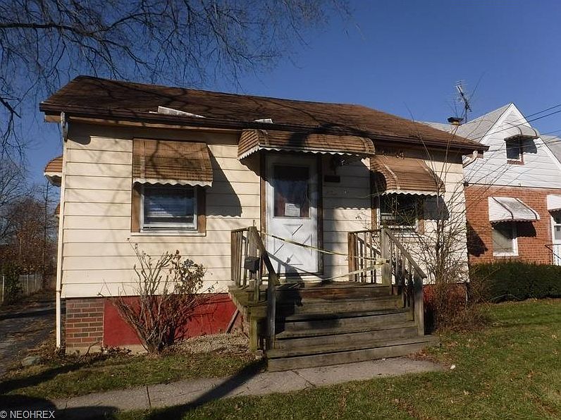 1st image of 4628 W 157th St