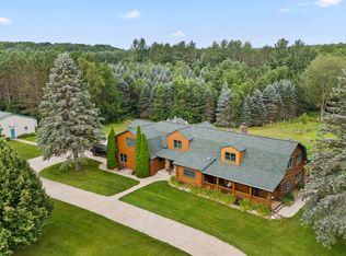 316 S 37th Rd, Cadillac, MI 49601
