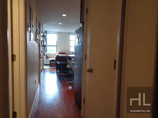 Rented by Highline Residential | media 34