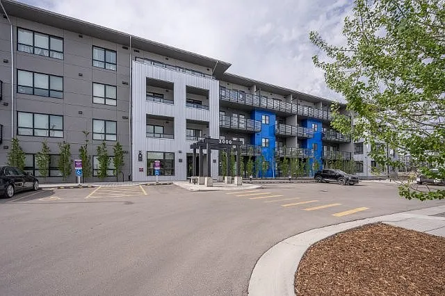 350 Livingston Cmn NE #3305 — Photo 25