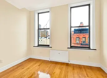 Rented by Century 21 Premier 