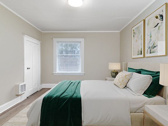 3rd image of 1030 Larkin St #1-03