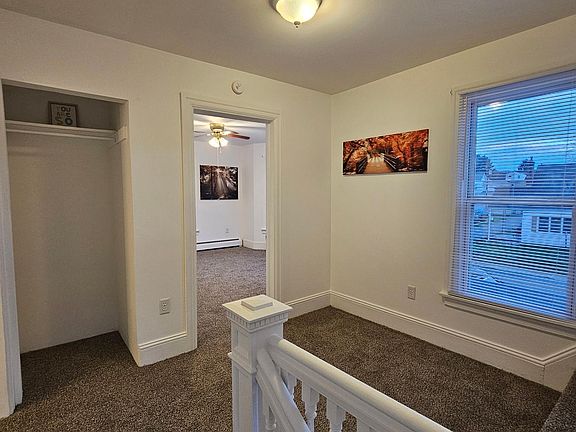 3rd image of 470 Eshelman St #1