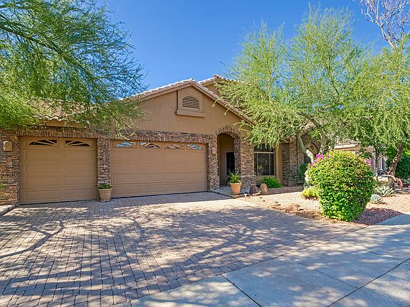 2nd image of 5468 W Arrowhead Lakes Dr