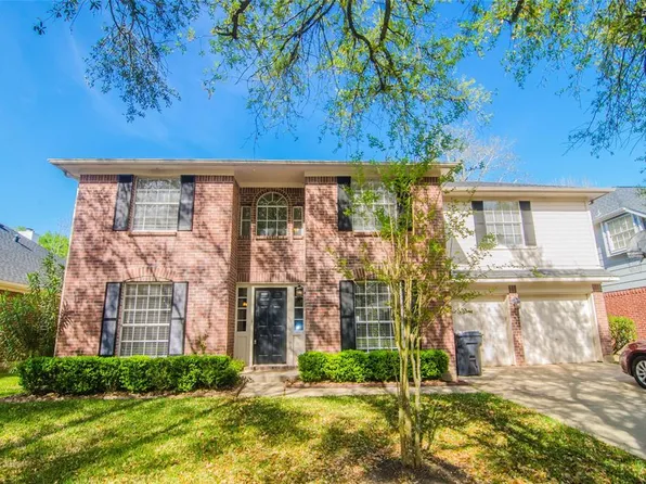 6311 Laurel Bush Ln, Sugar Land, TX 77479