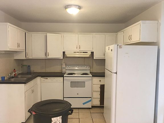 2nd image of 1289 Clydesdale Ln