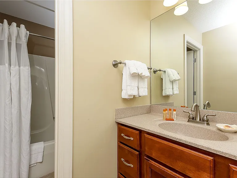 5569 Golfview Ct #5569 — Photo 6