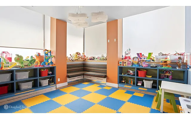 Sold by Douglas Elliman | media 10