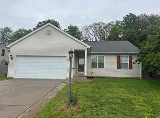 7792 Sandalwood Dr, Newburgh, IN 47630