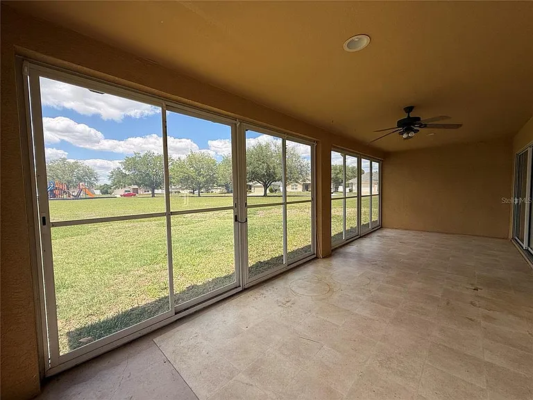 4304 SW 54th Ct — Photo 18