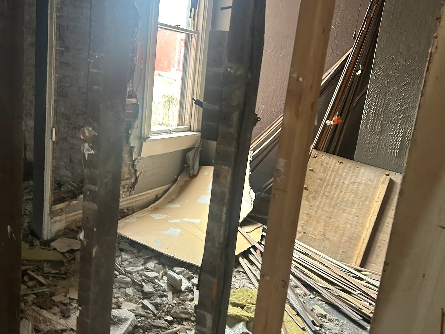 1 bed, 1018 sqft, $400 — Photo 1