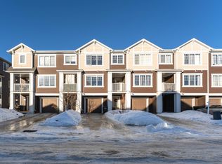 20318 15a Ave NW, Edmonton, AB T6M 1L5