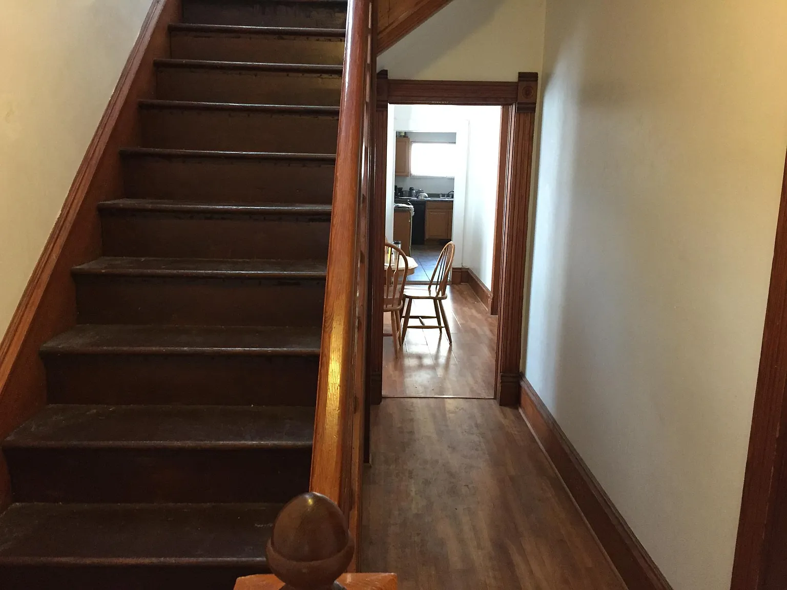 5 bed, 2022 sqft, $3,500 — Photo 2