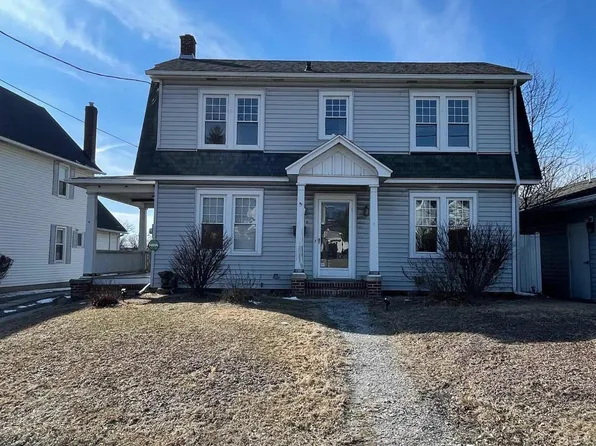 825 S Main St, Old Forge, PA 18518