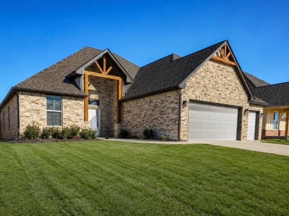 1325 Monterey Dr, Norman, OK 73072
