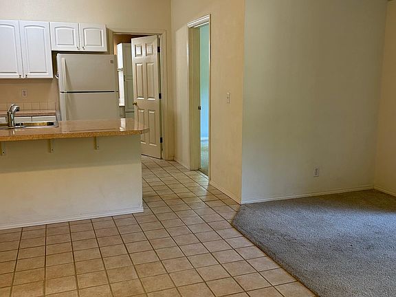 5th image of 18727 SE 109th St