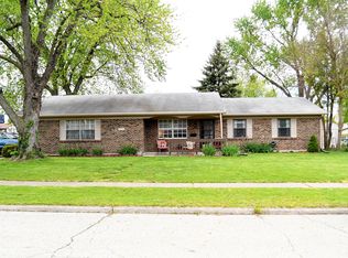 1691 Amesbury Rd, Troy, OH 45373