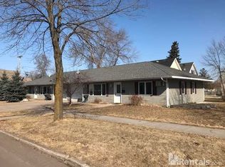 1005 N 8th St, Superior, WI 54880