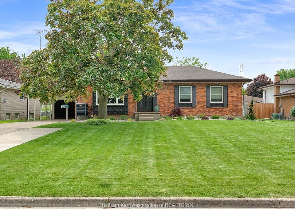 1st image of 5 Balmoral Pl