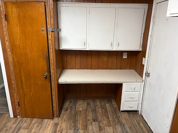 5th image of 2531 Drexel St
