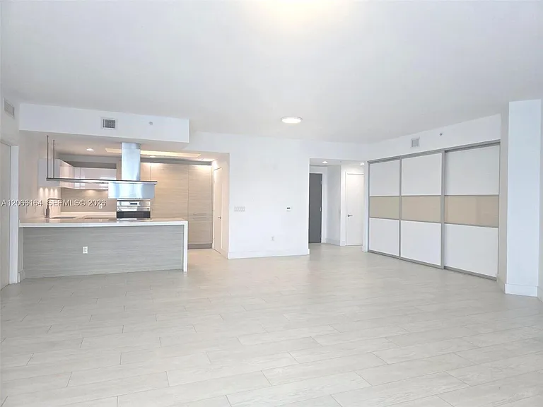 17301 Biscayne Blvd #1004 — Photo 6