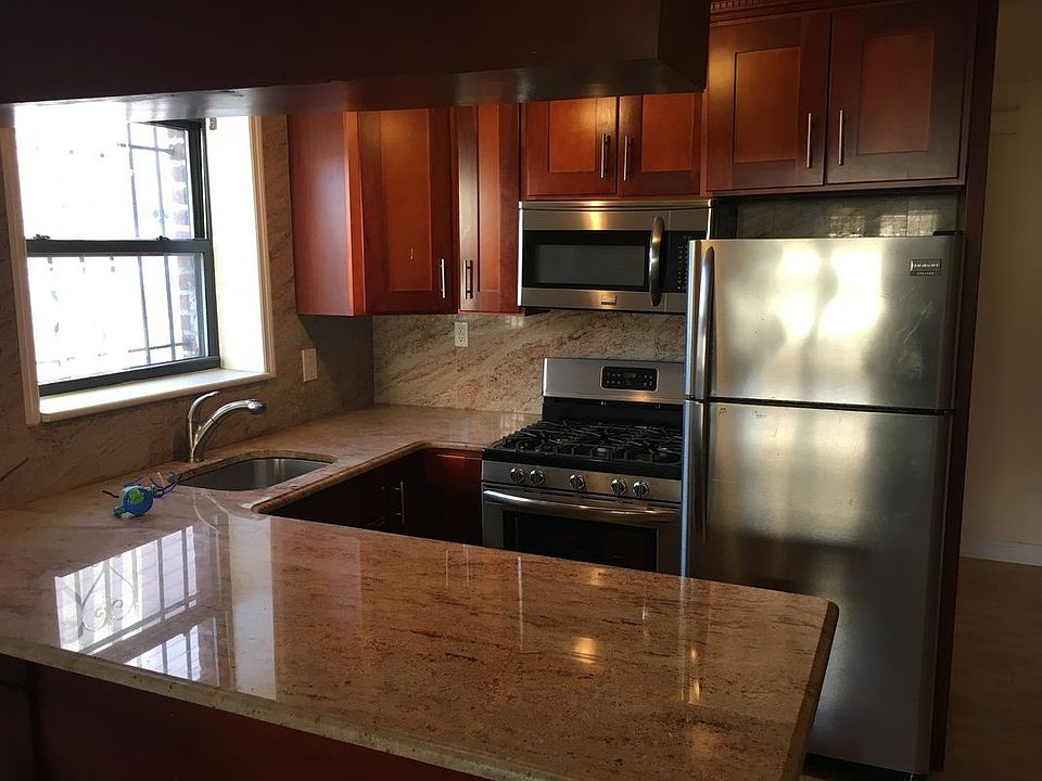 1st image of 2019 46th St #1