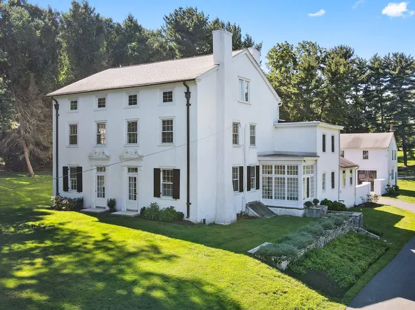 1428 Brinton Bridge Rd, Chadds Ford, PA 19317