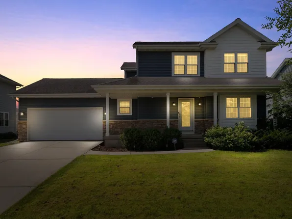 5169 Fox Sedge Ln, Fitchburg, WI 53711