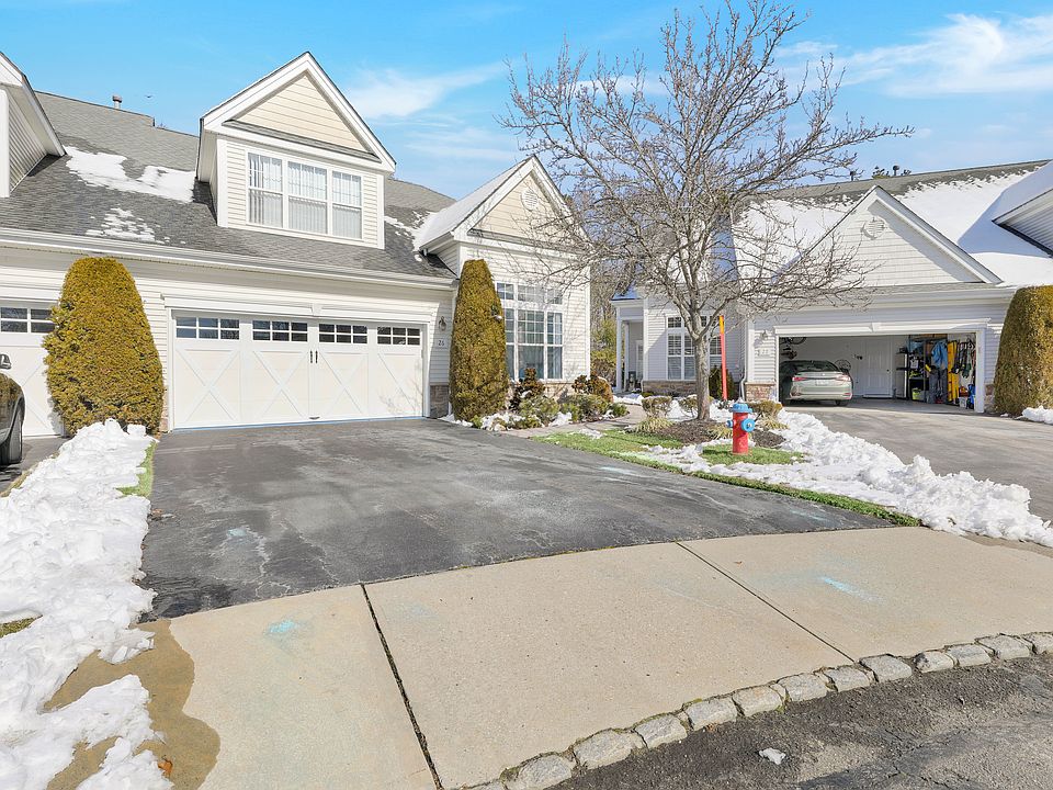 1st image of 26 Concerto Ct