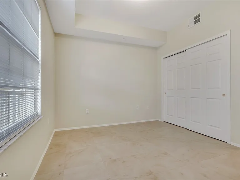 9025 Colby Dr #2111 — Photo 21