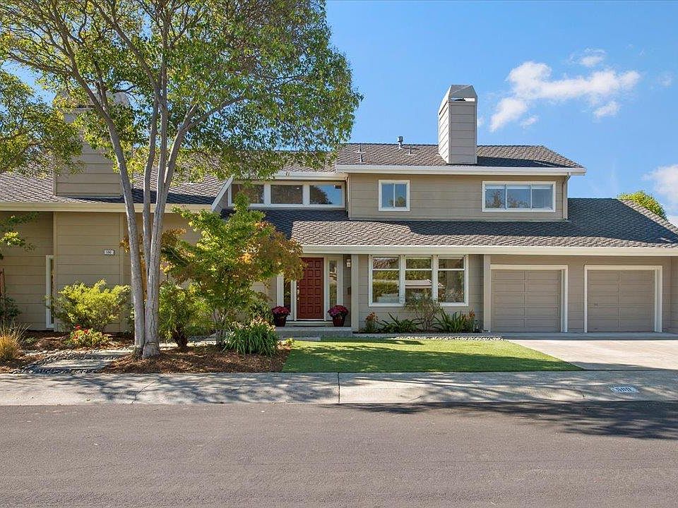 1st image of 590 Ashton Ave