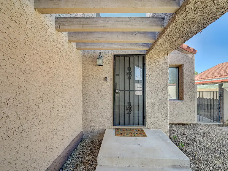 2702 Lovington Dr — Photo 3