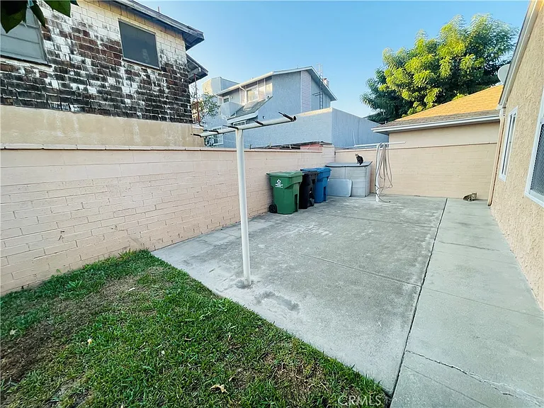 731 S Almansor St — Photo 5