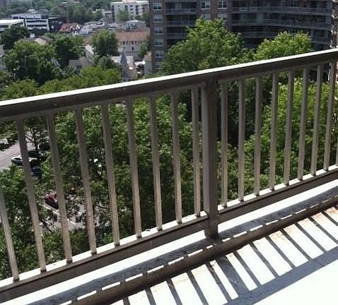 4th image of 1425-35 Bedford St #1-8E