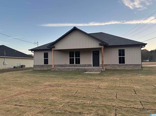 1126 S Angel Dr, Jacksonville, AL 36265