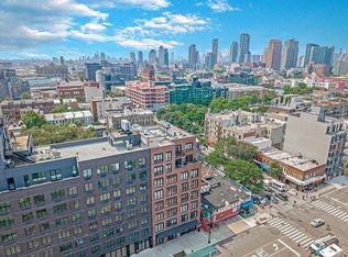 21-10 44th Dr #2B, Long Island City, NY