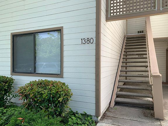 2nd image of 1380 Yamada Dr