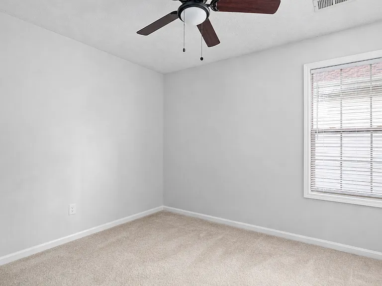 2901 Trailwood Ln — Photo 11