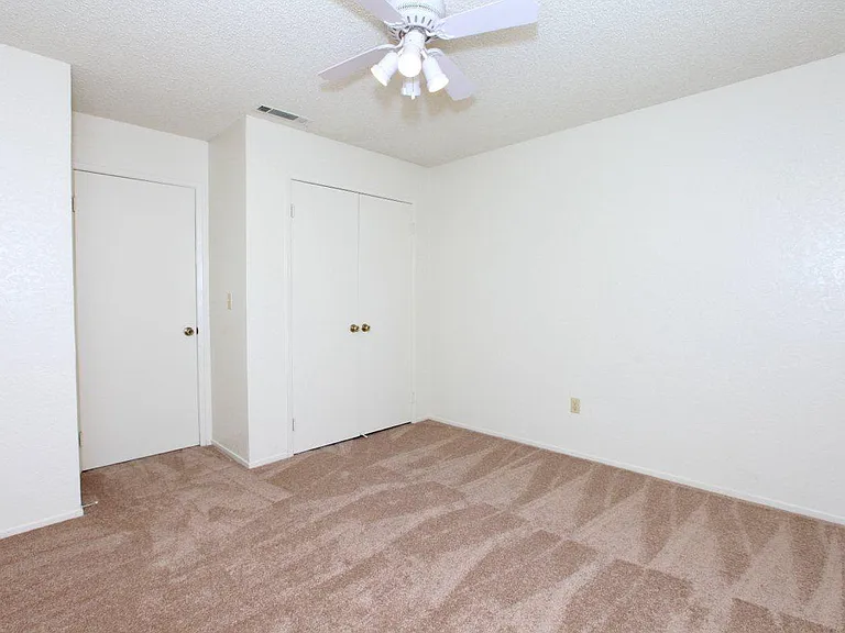 Welcome Home to The Villa Apartments! — Photo 44
