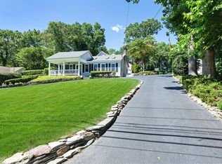 203 Stony Hollow Rd, Greenlawn, NY 11740