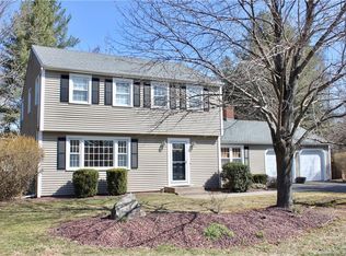 10 Brentwood Dr, Cheshire, CT 06410
