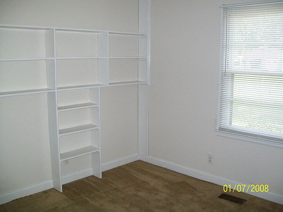 5th image of 1215 White Blvd