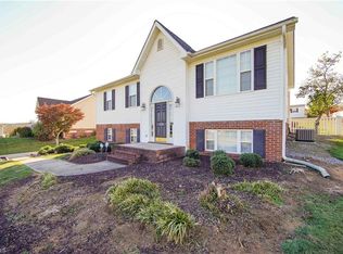 1110 Sterling Pointe Dr, King, NC 27021