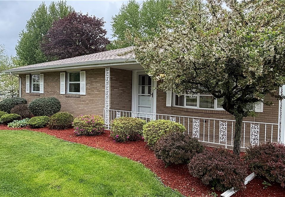 1st image of 195 Donald Rd