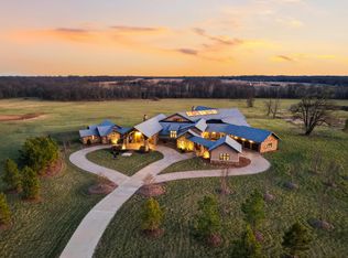 6768 E New Haven Rd, Columbia, MO 65201