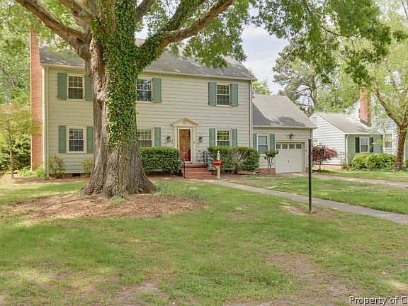 4th image of 21 Holly Dr