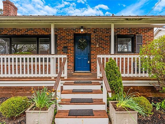 4th image of 34 Christopher Dr